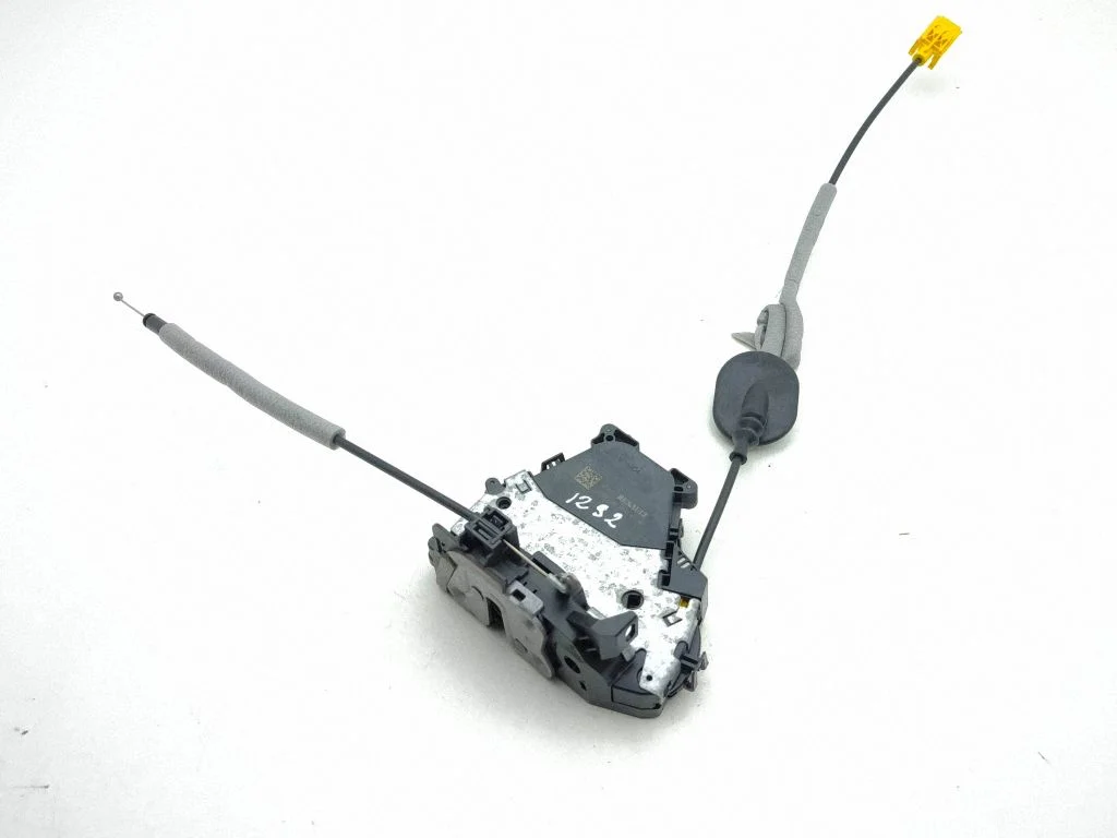 Front door lock M16804