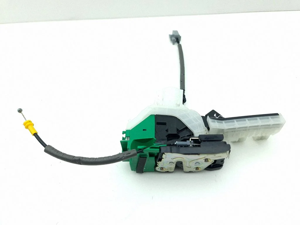 Front door lock 81320G4010