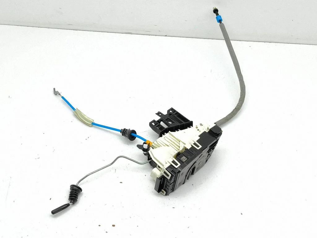 Front door lock A0997202401