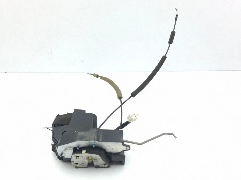 Front door lock – left