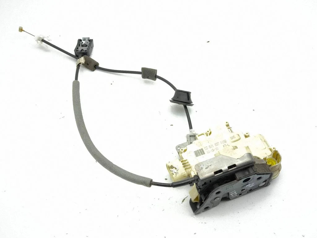 Esiukse lukk 8J1837015B