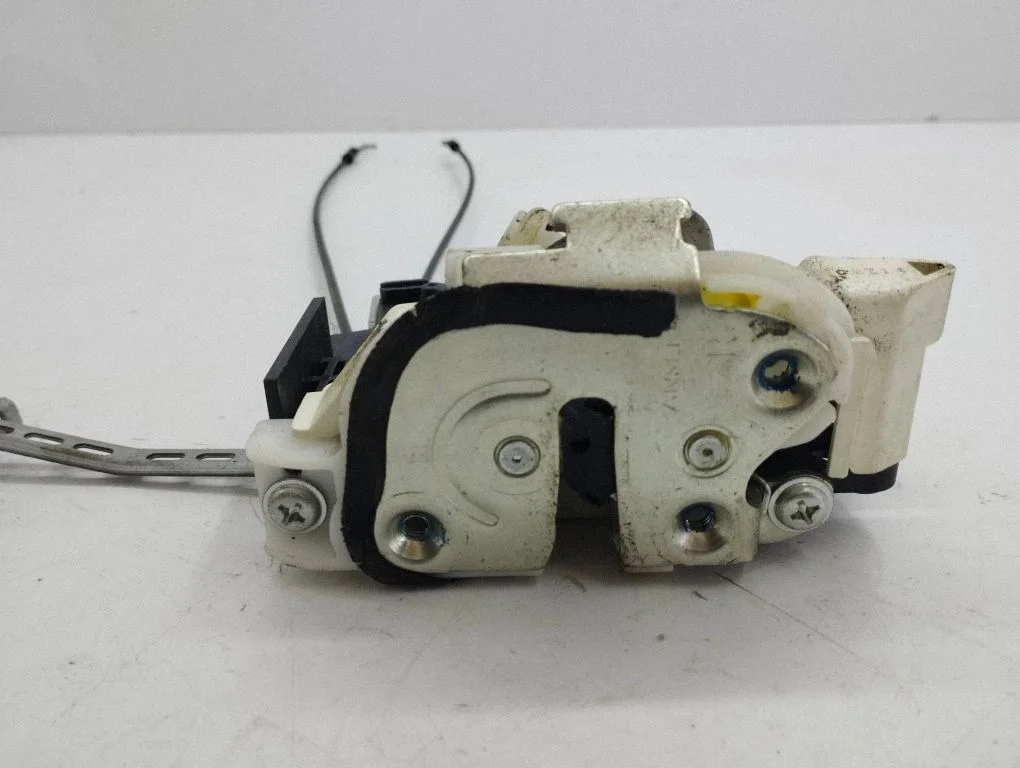 Front door lock 09Z14