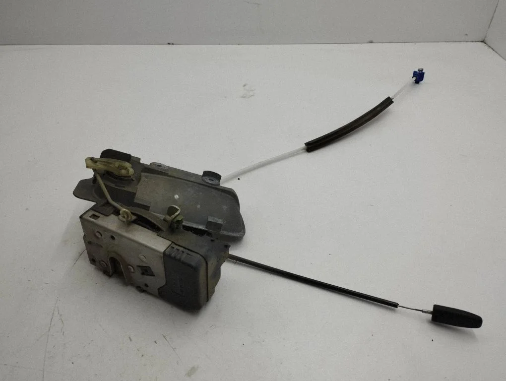 Front door lock – Opel Zafira A (1999-2005)