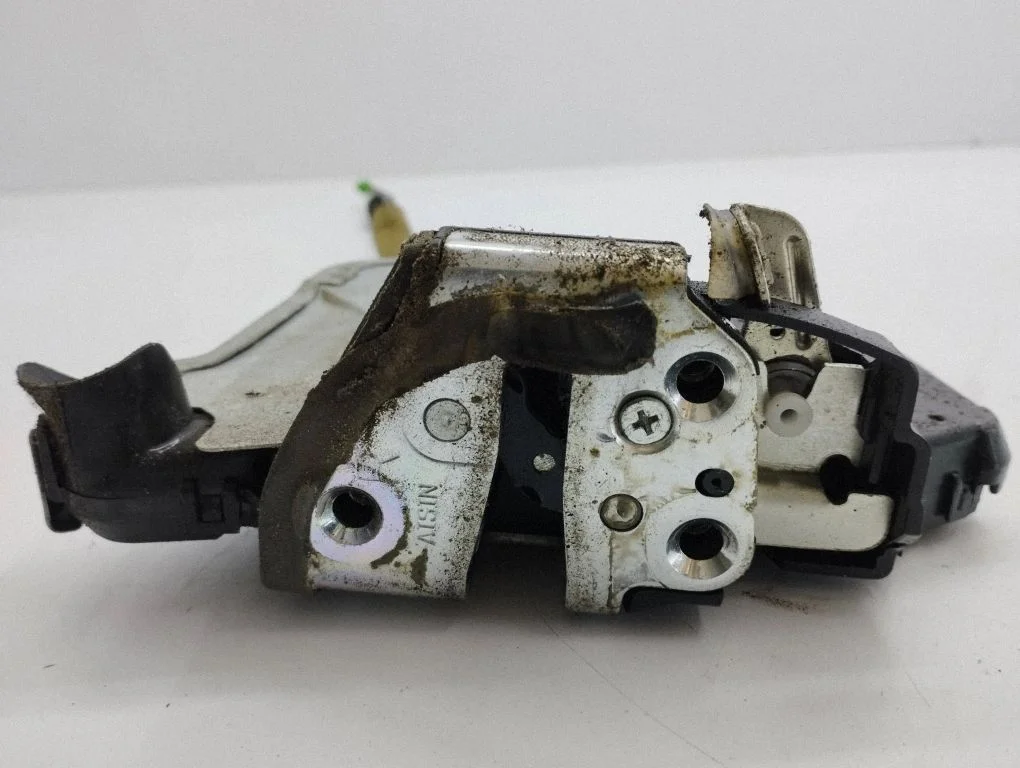 Front door lock 5K1510