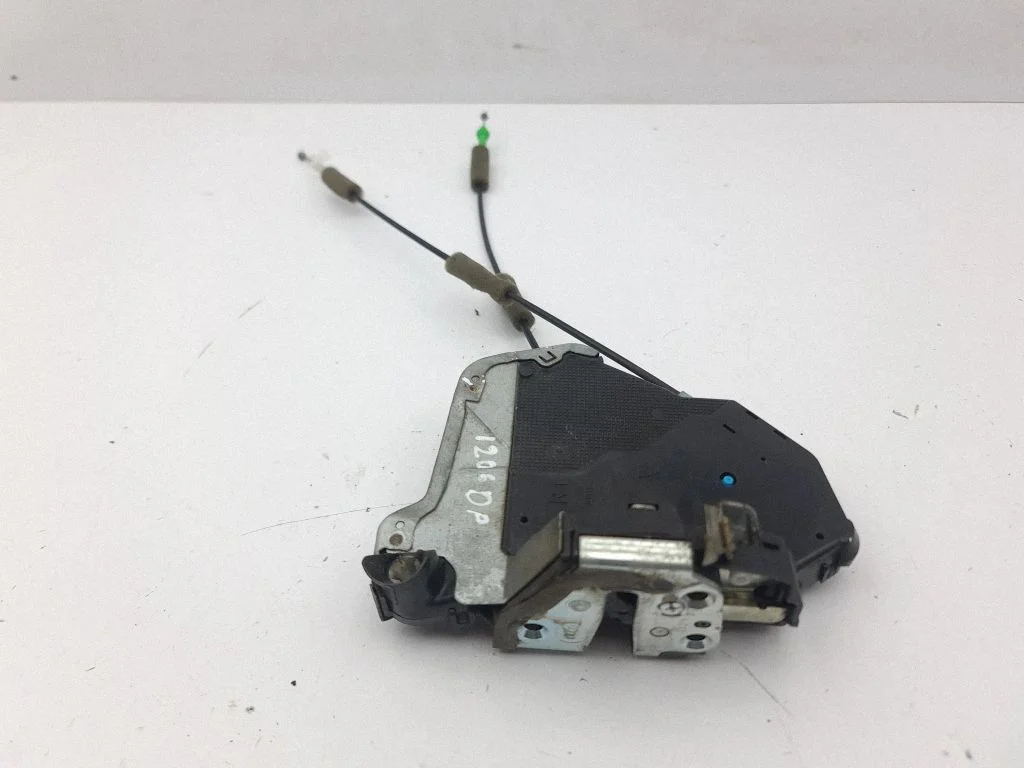 Front door lock 5C0705