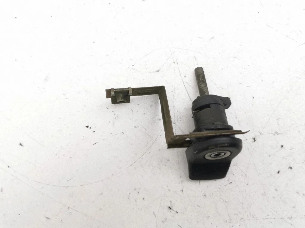 Front door lock