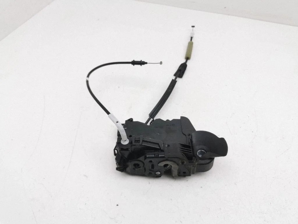 Front door lock 9832796980