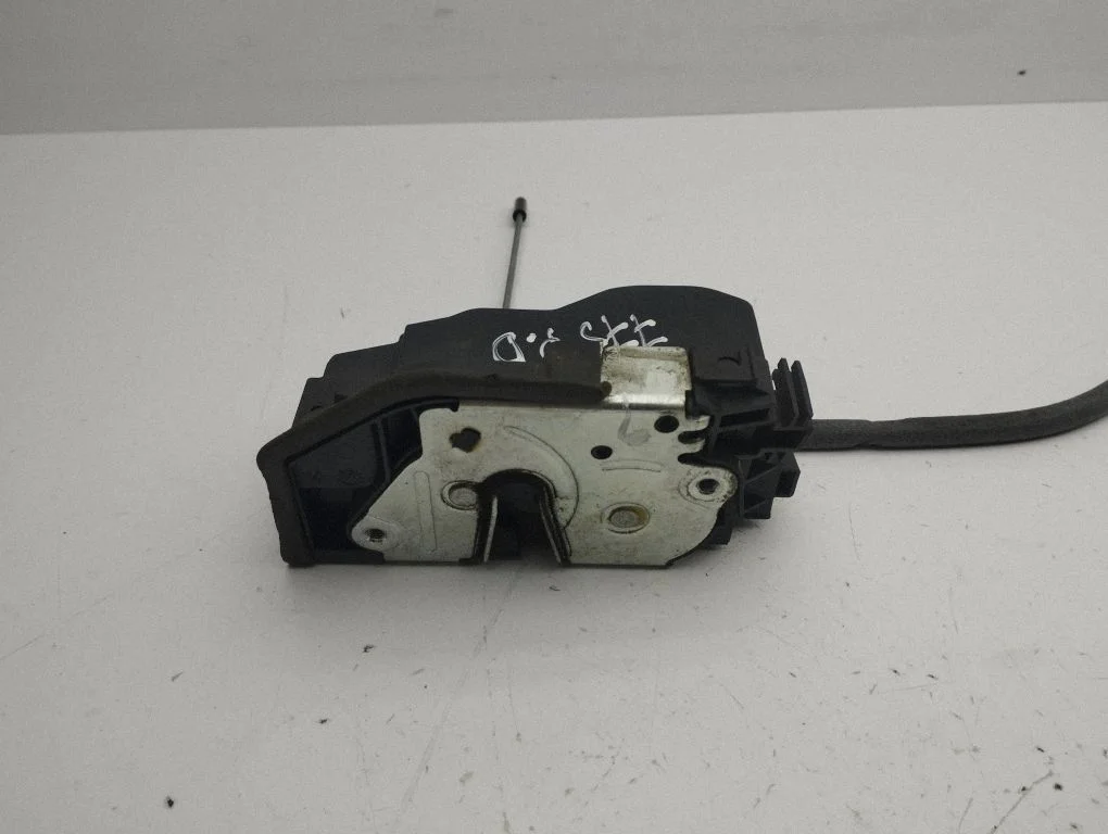 Front door lock – Mini Cooper Countryman R60 (2011-2016)