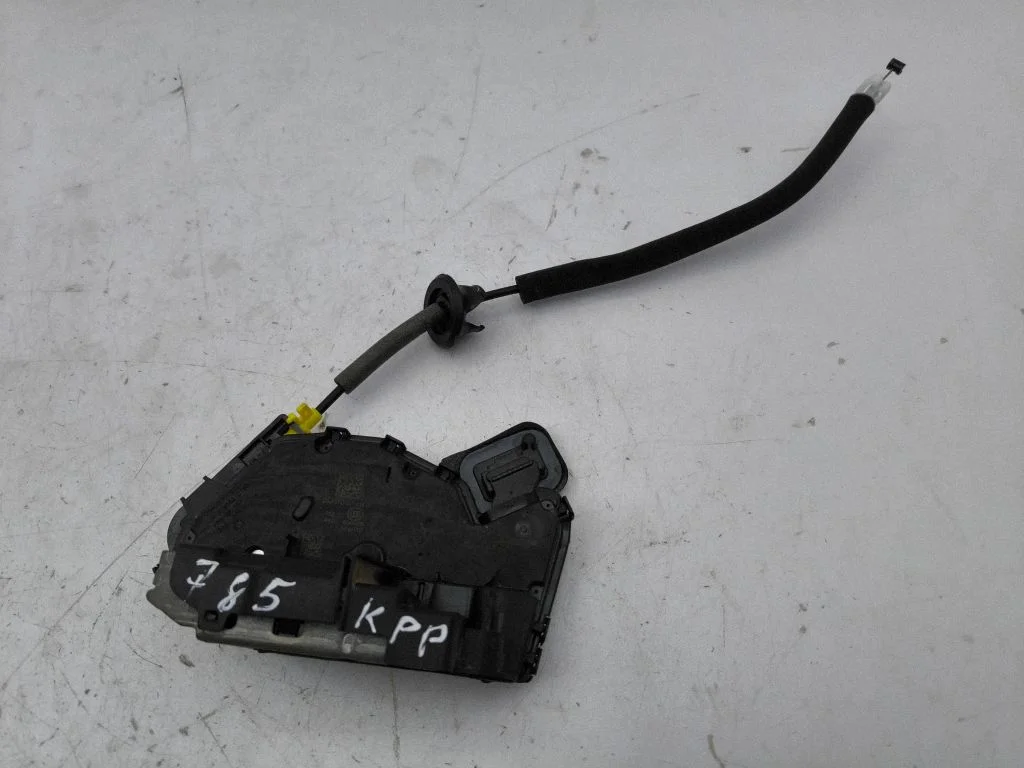 Front door lock C5D5TC837015D