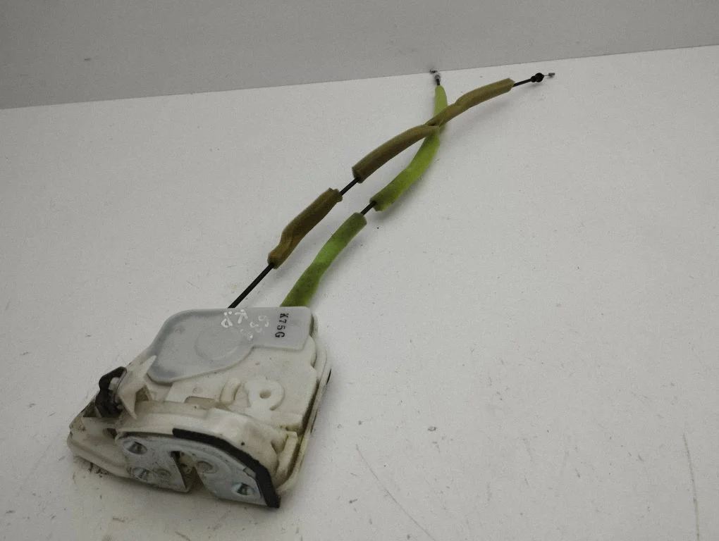 Front door lock – left