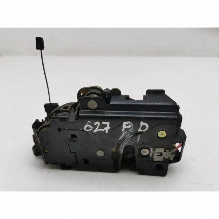 Front door lock 3D1837016