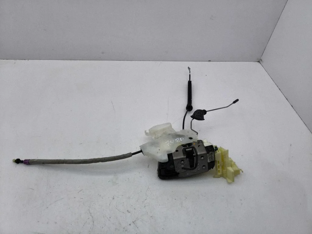 Front door lock A0997200635
