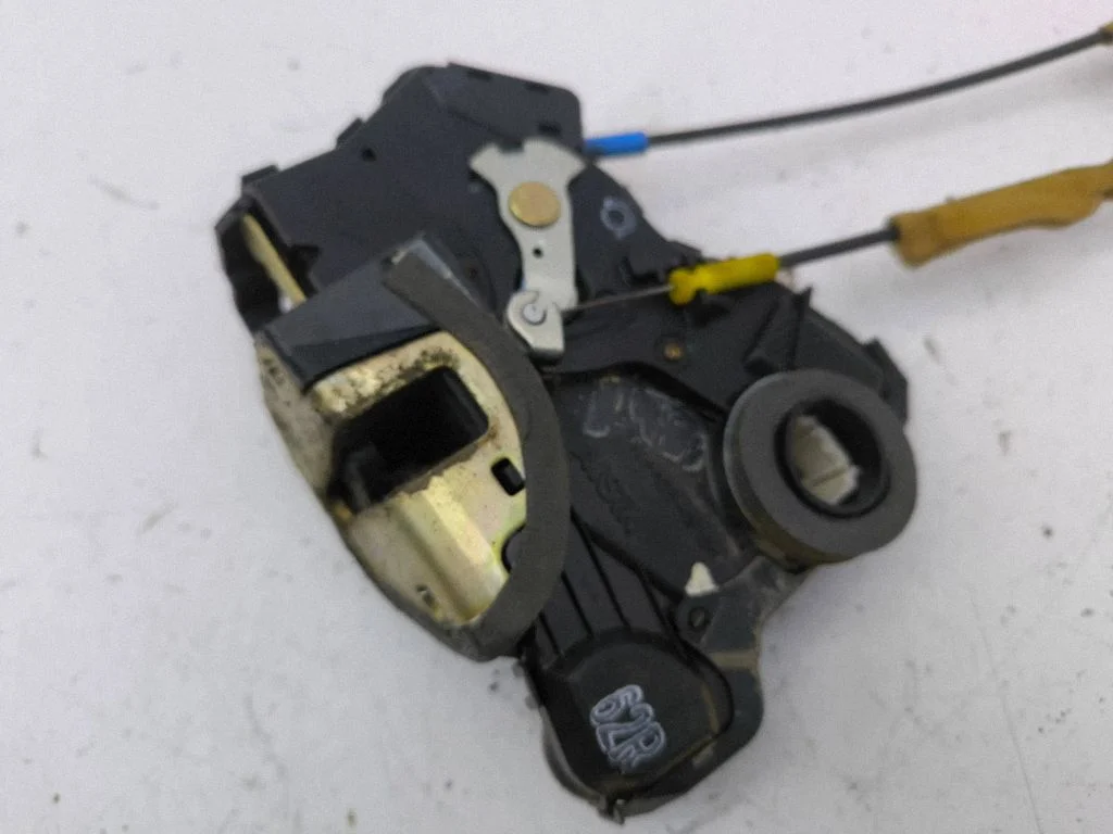 Front door lock – right