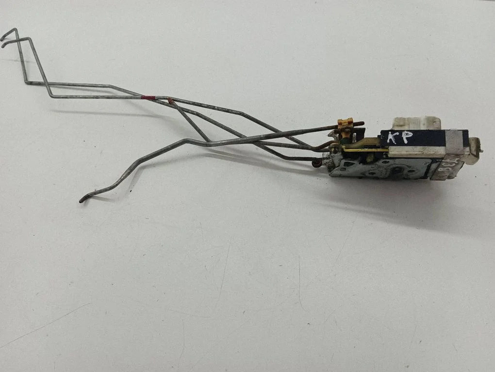 Front door lock – left