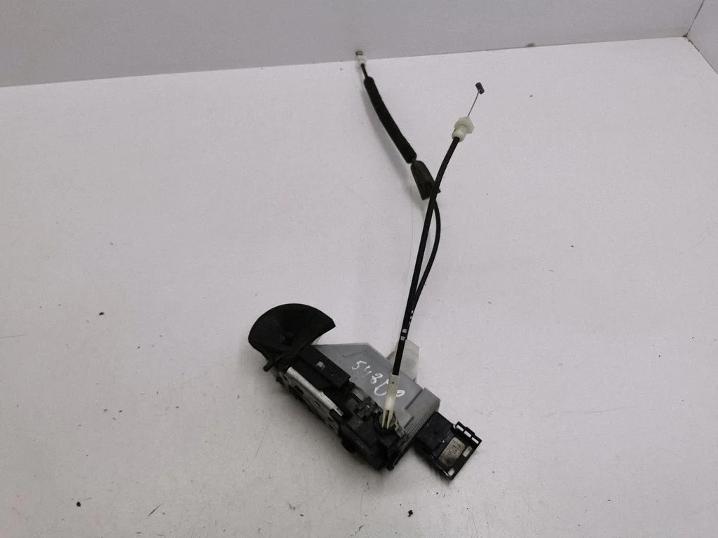 Front door lock – right