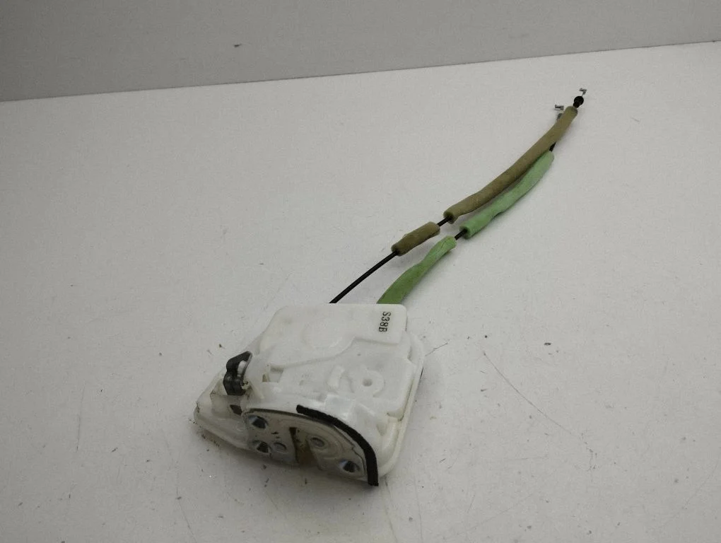 Front door lock – left