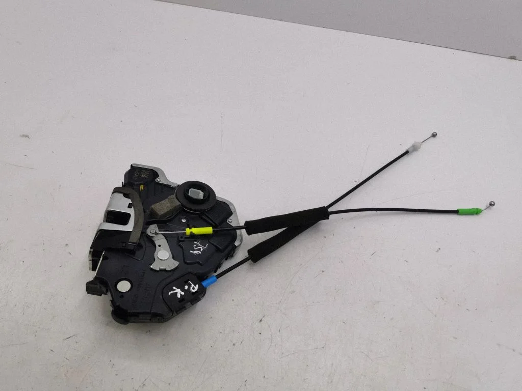 Front door lock 9J2410