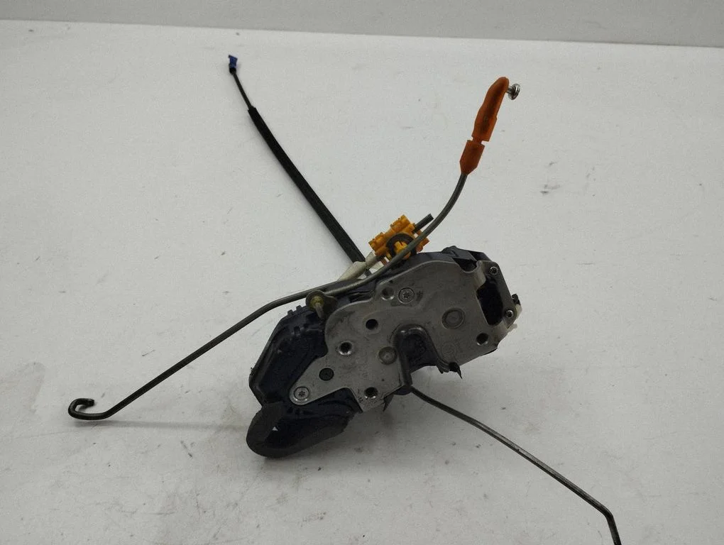 Front door lock – right