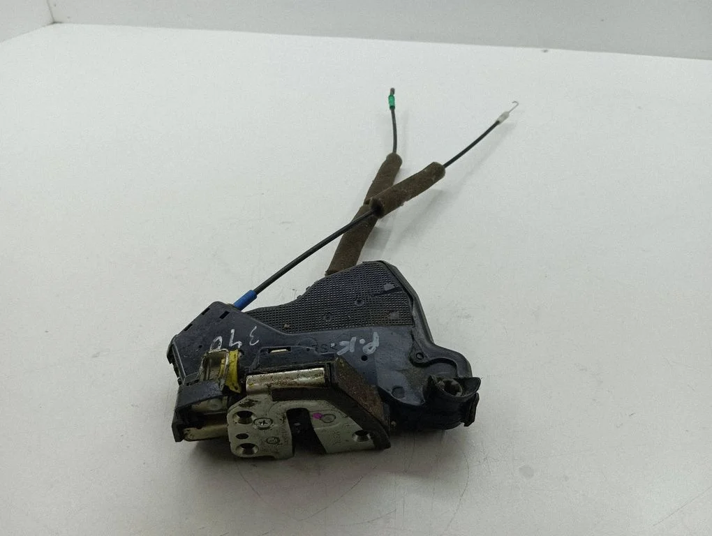 Front door lock 681FL