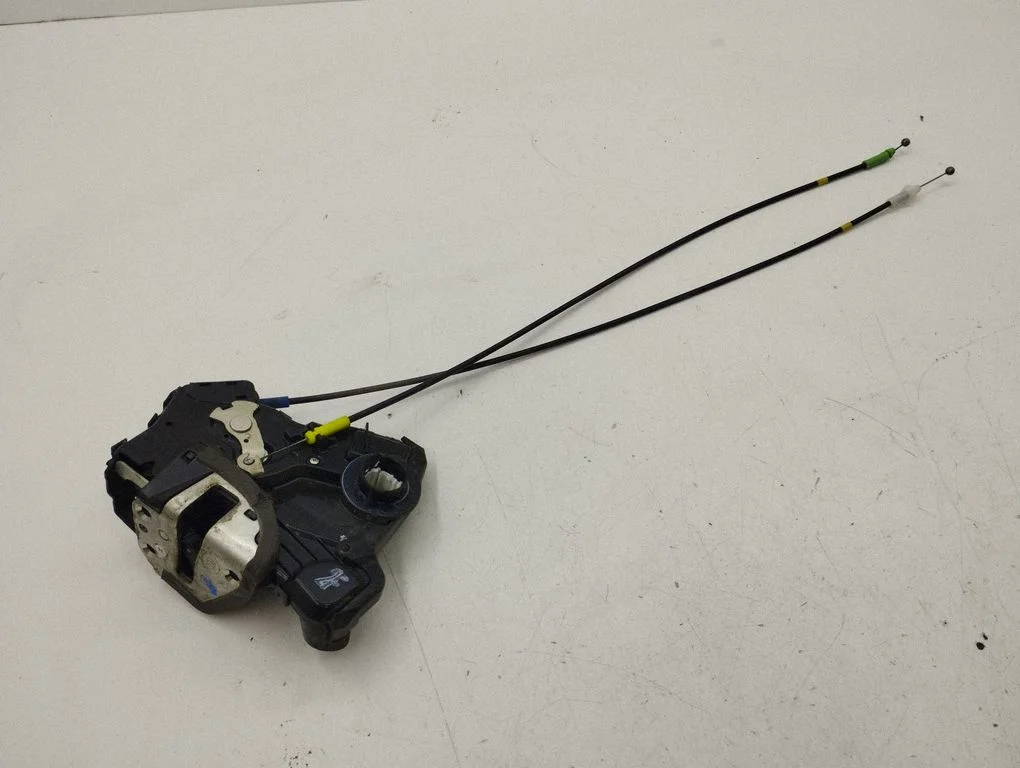Front door lock A046693