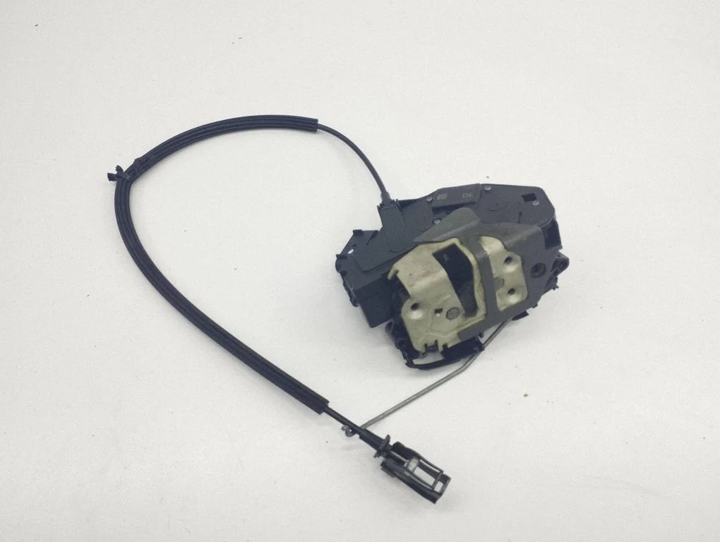 Front door lock AM5AU21812CC