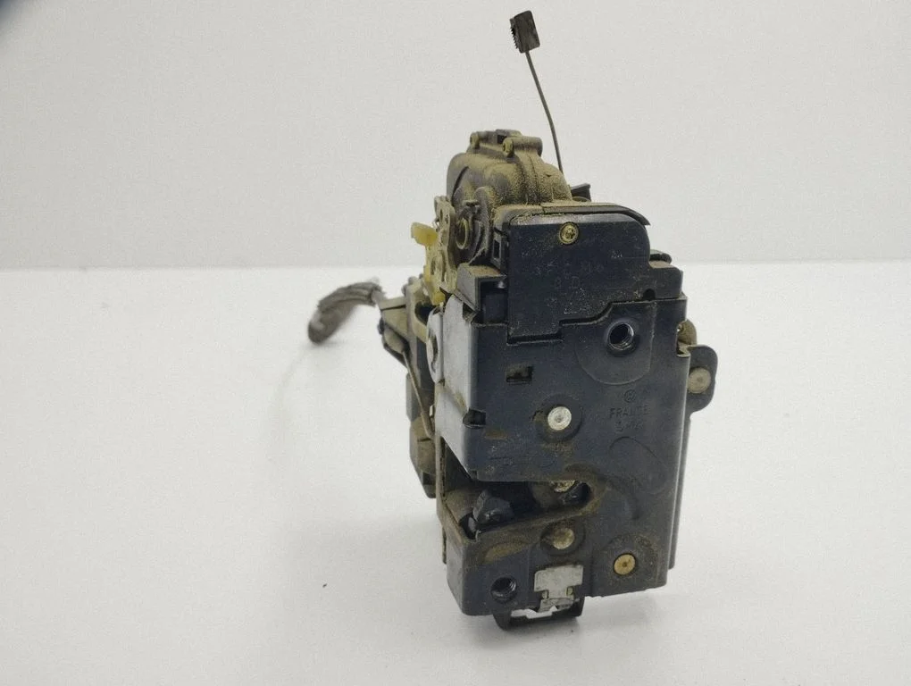 Esiukse lukk PA6630GF