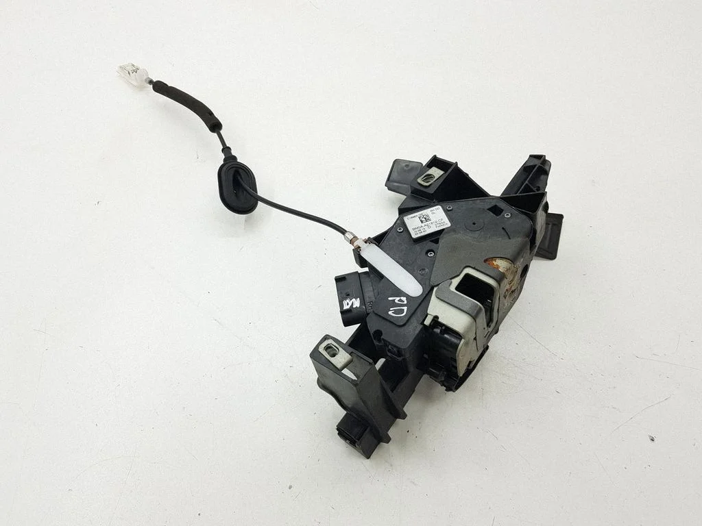 Front door lock BM5AA21812CF