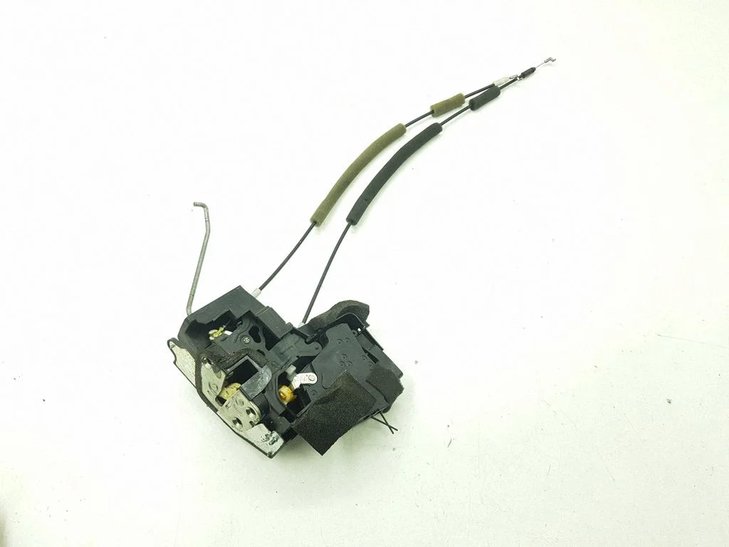 Front door lock – left