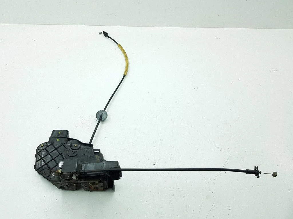 Zamek drzwi przednich 3M5AR21813MP