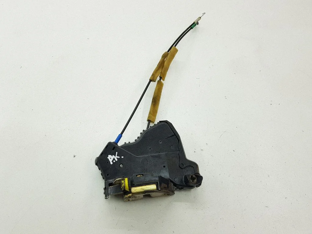 Front door lock – left