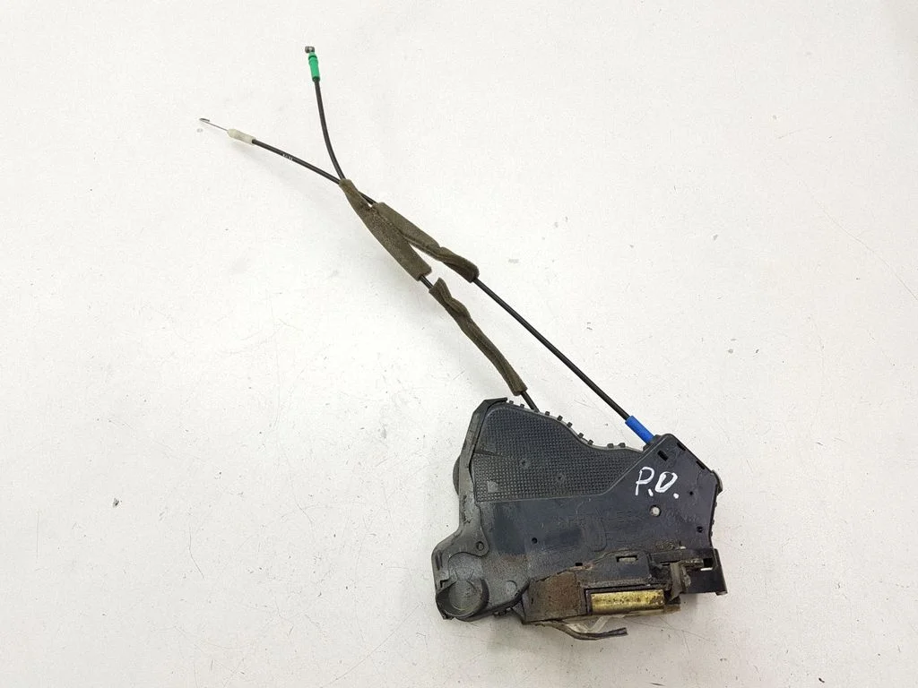 Front door lock – right