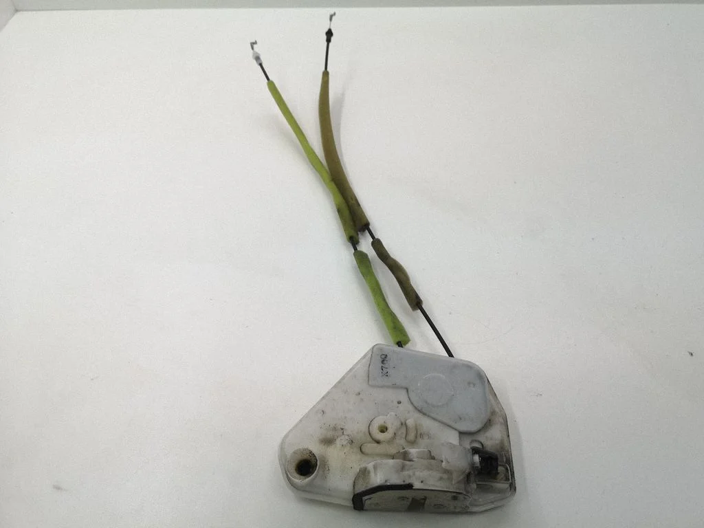 Front door lock – right