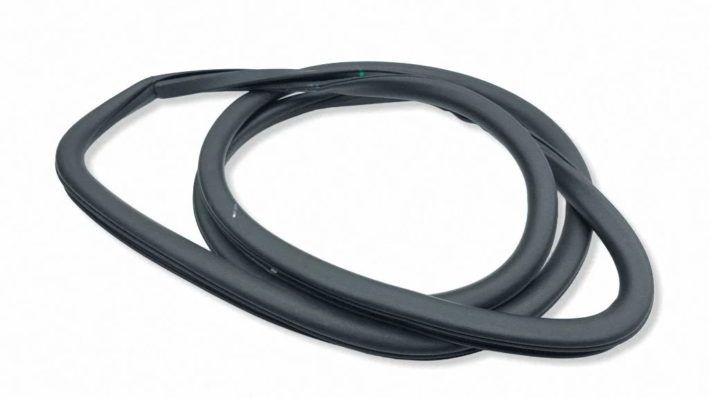 Front door rubber seal – left