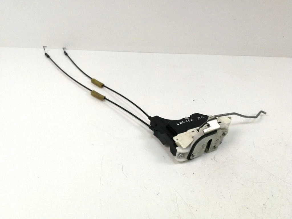 Front door lock – right