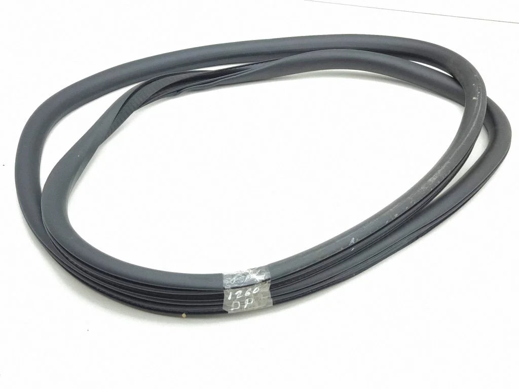 Front door rubber seal – right