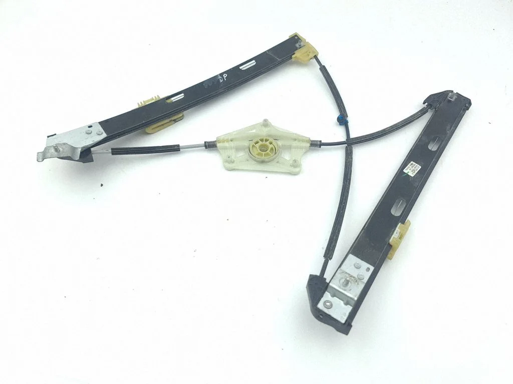 Front window lifting mechanism without motor 5FA837462A