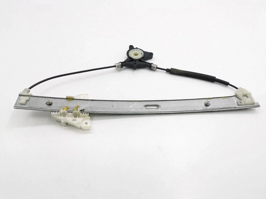 Front window lifting mechanism without motor – right