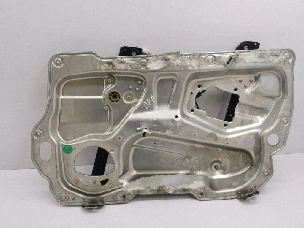 Priekšējā el. loga pacēlāja mehānisms bez motoriņa 3W5837462C