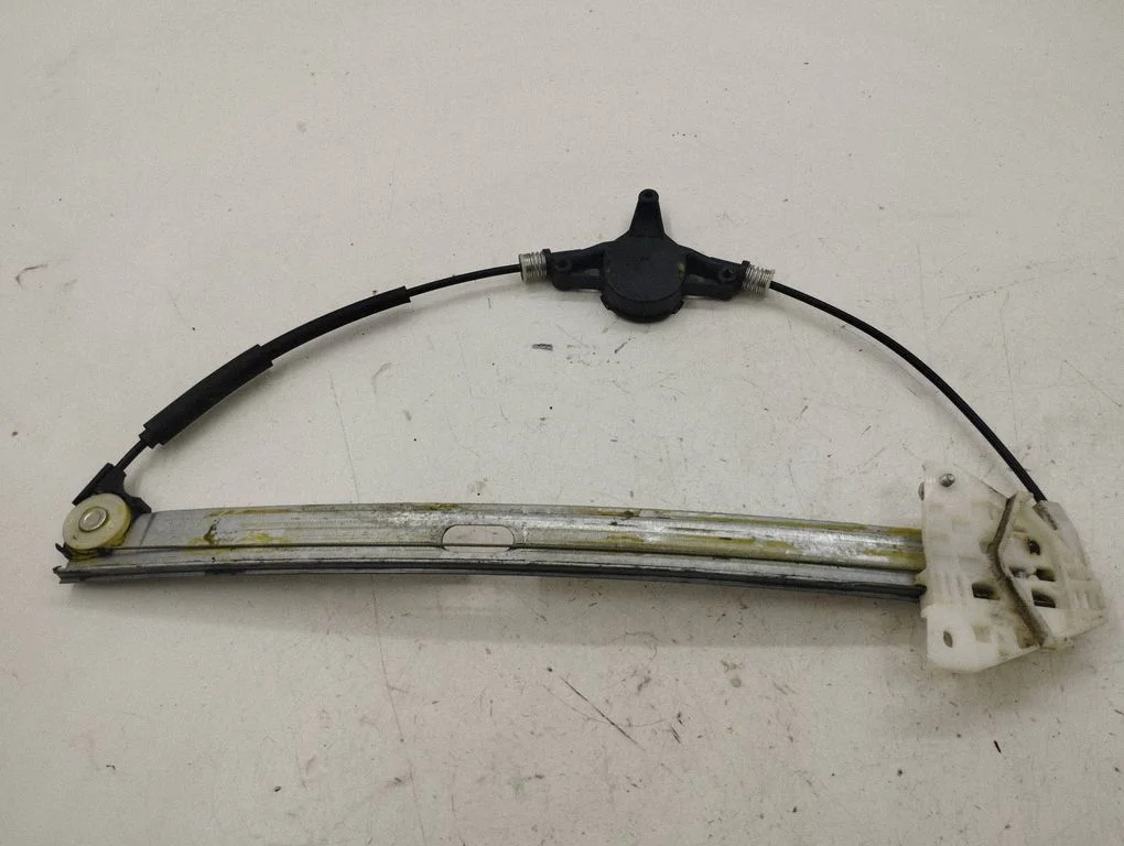 Front window lifting mechanism without motor – right