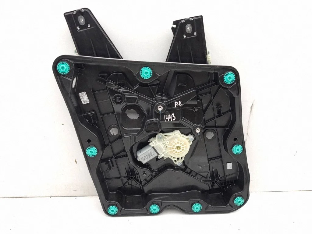 Front door window regulator with motor 11A837401J