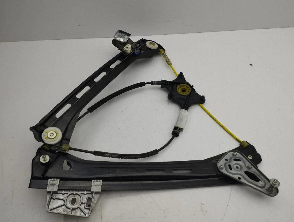 Front window lifting mechanism without motor – left