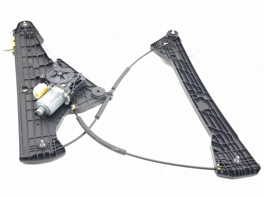Front door window regulator with motor R2KBR23201AD