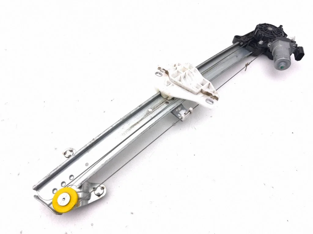 Front door window regulator with motor A035203070