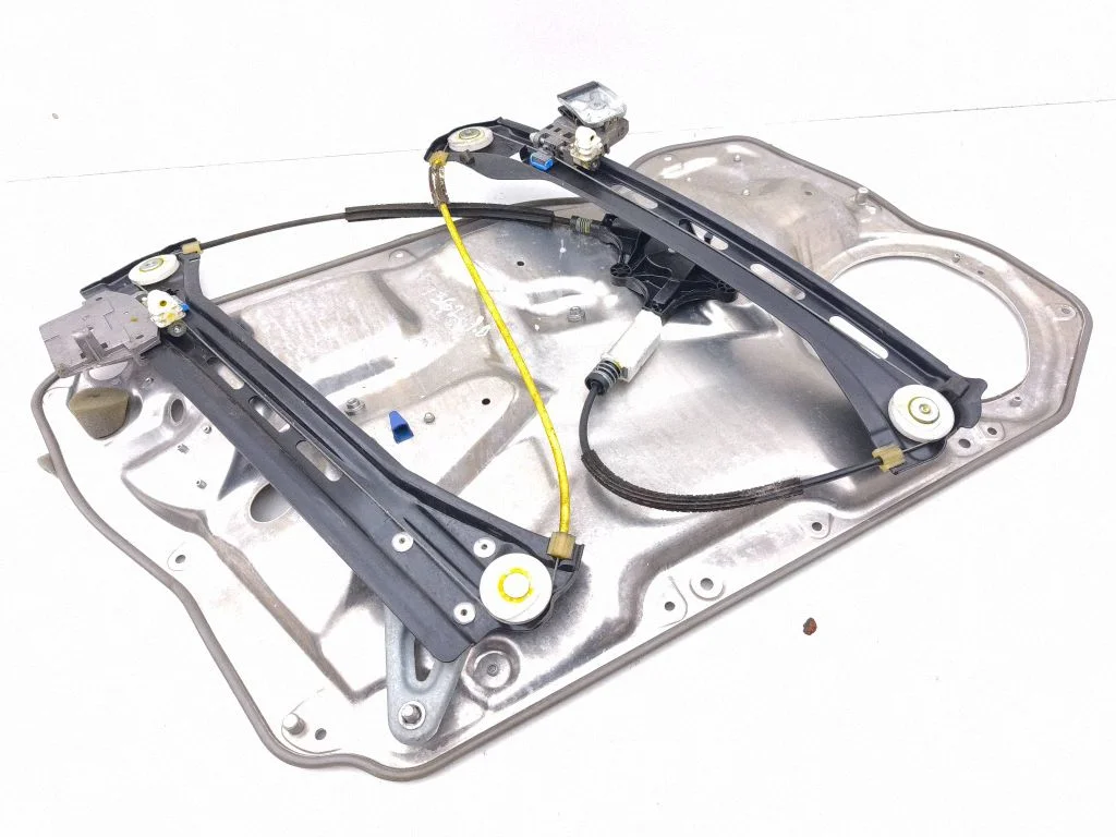Front door window regulator with motor A2128201302