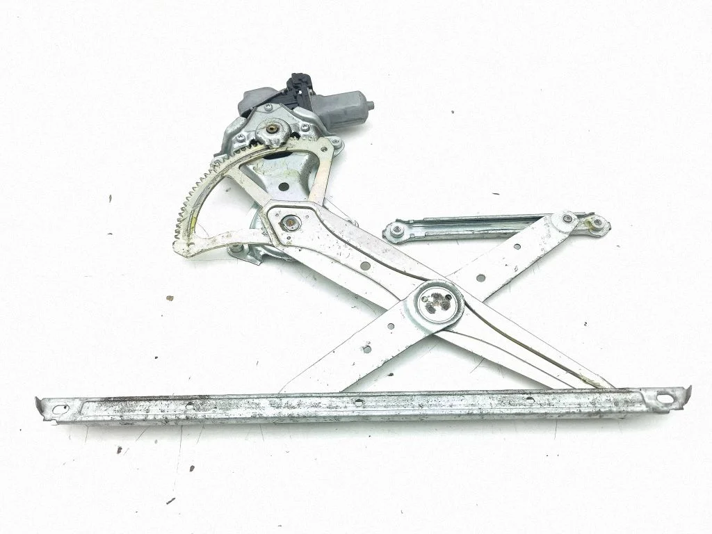 Front door window regulator with motor 8572075060