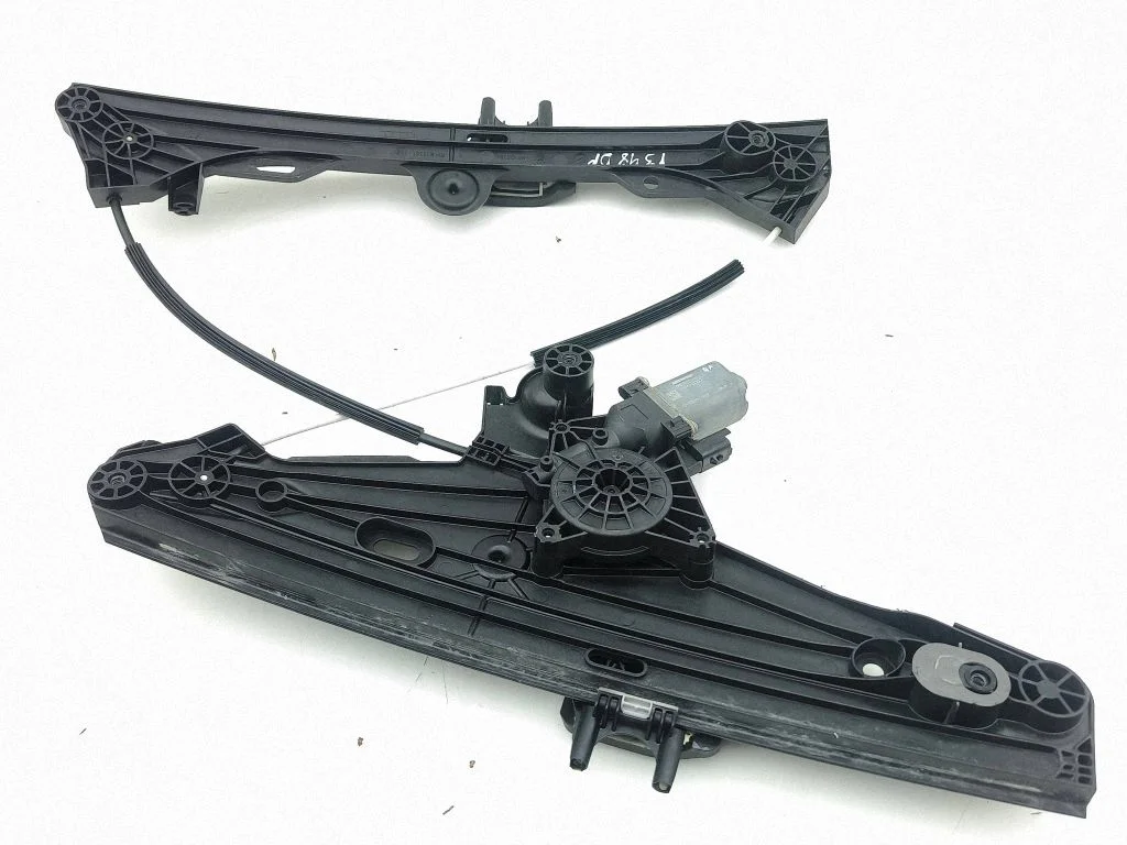 Front door window regulator with motor 9629043380
