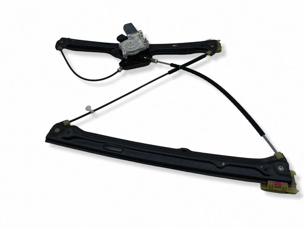 Front door window regulator with motor 7322748