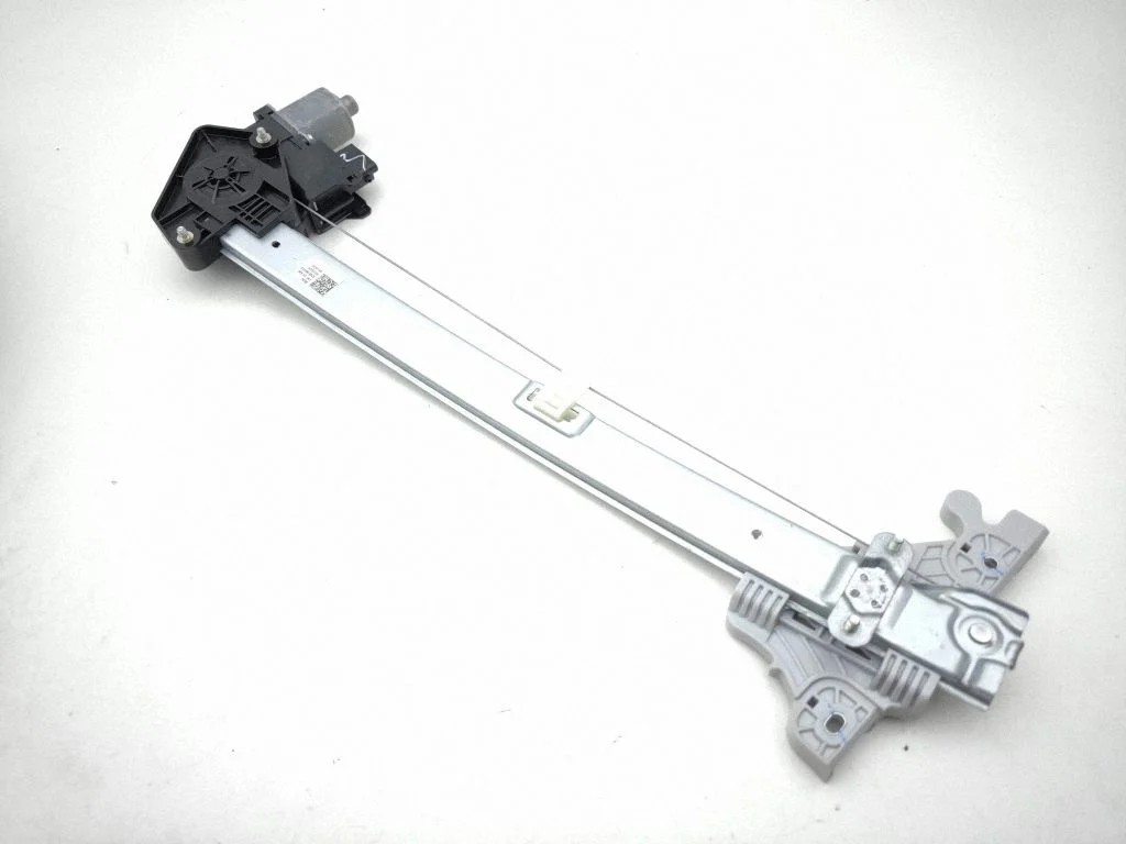 Front door window regulator with motor – Hyundai Kona II (2023-)
