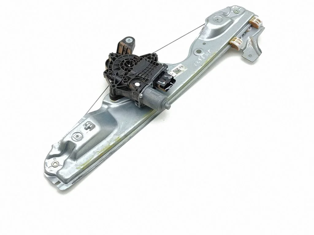 Front door window regulator with motor 807016UA1B