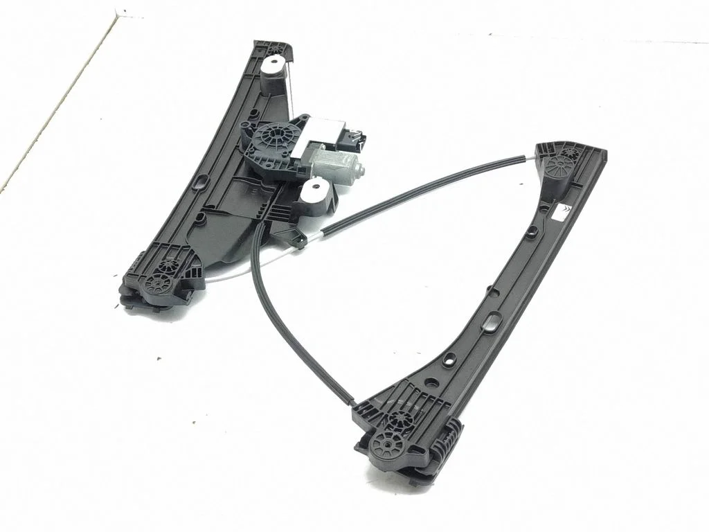 Front door window regulator with motor 9832841680